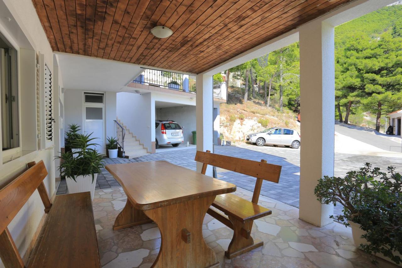 Apartments By The Sea Brela, Makarska - 6688 Esterno foto