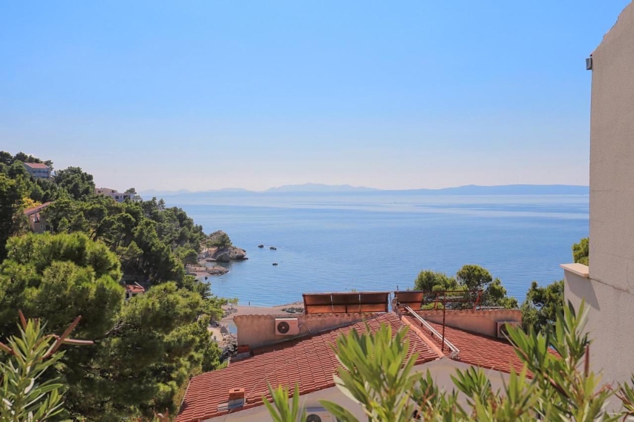 Apartments By The Sea Brela, Makarska - 6688 Esterno foto
